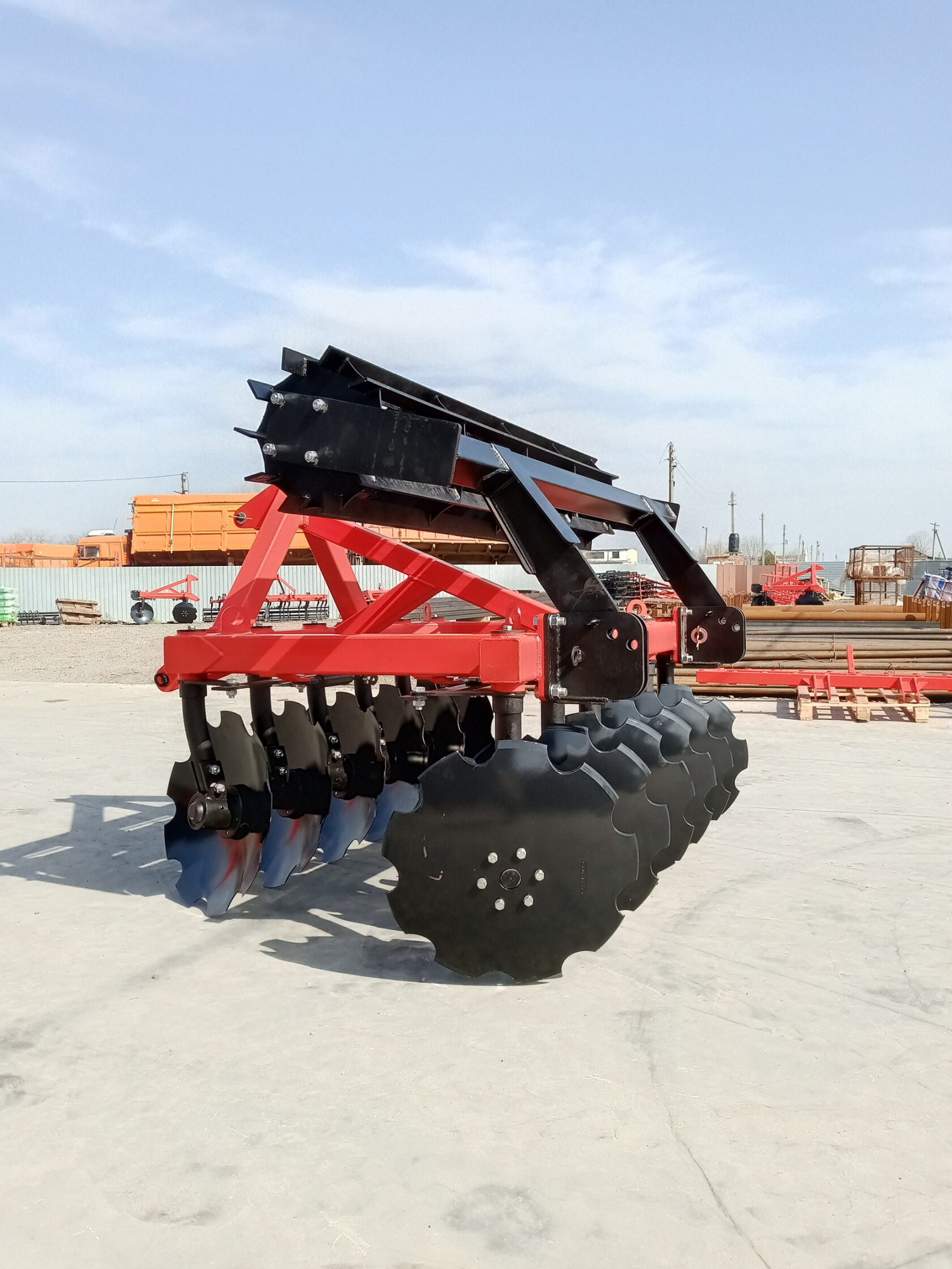 Борона навесная БДМ-1.8Х2Н с катком из полосы