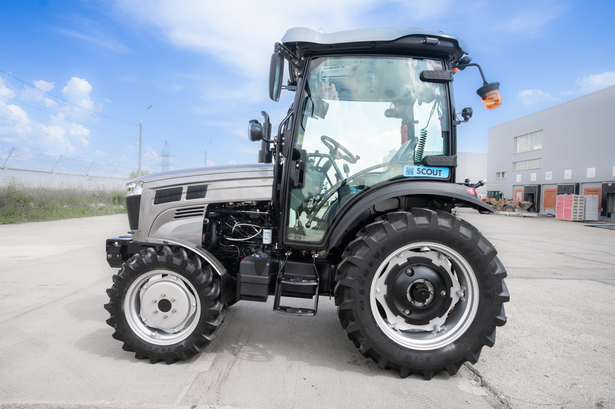 Трактор Скаут / Scout SERIES TE PREMIUM Generation 3